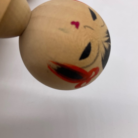 TWO VINTAGE WOOD JAPANESE KOKESHI DOLLS - Picture 8 of 13